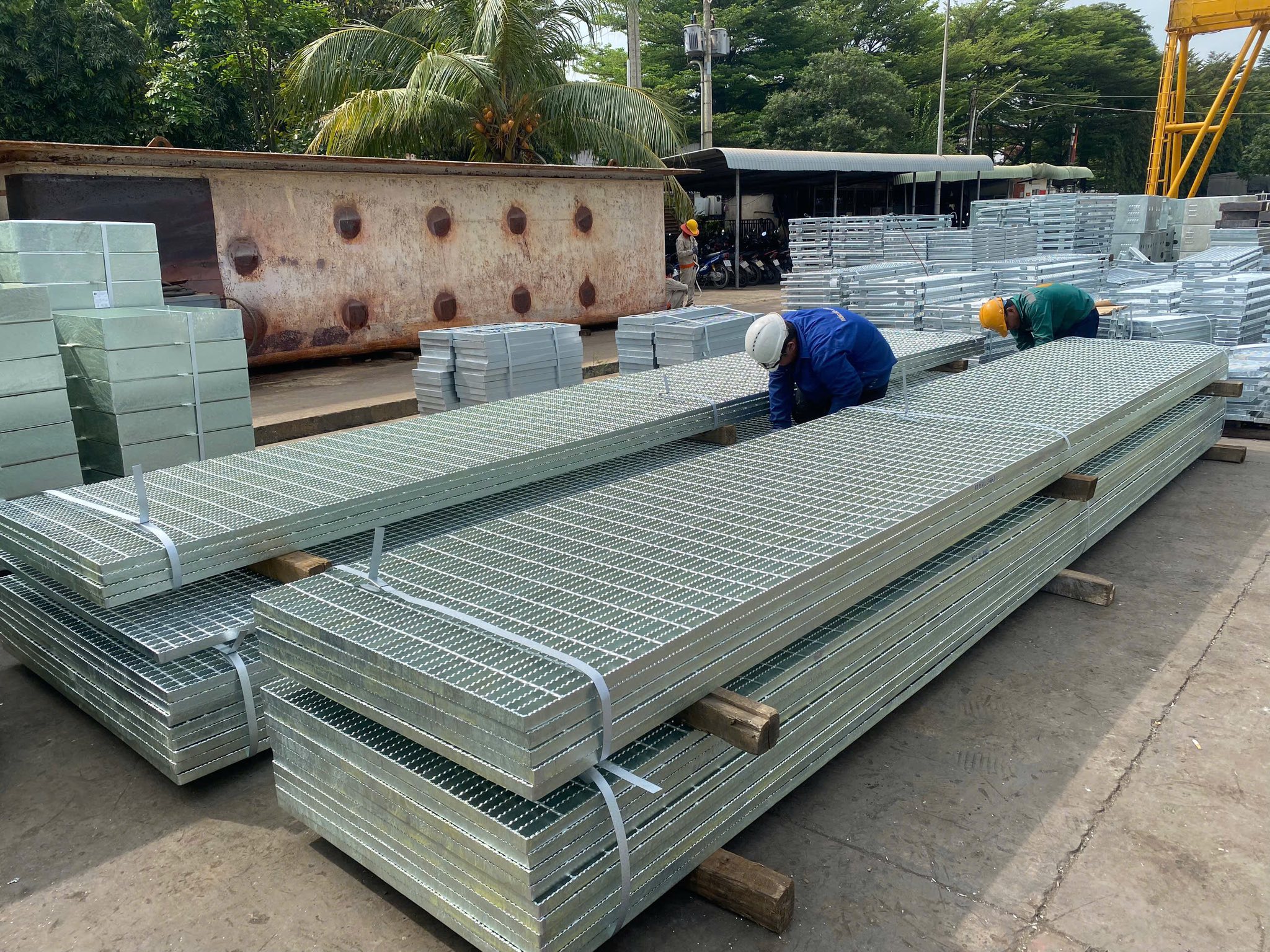 Đánh giá ưu điểm nổi bật của tấm sàn Grating chịu lực