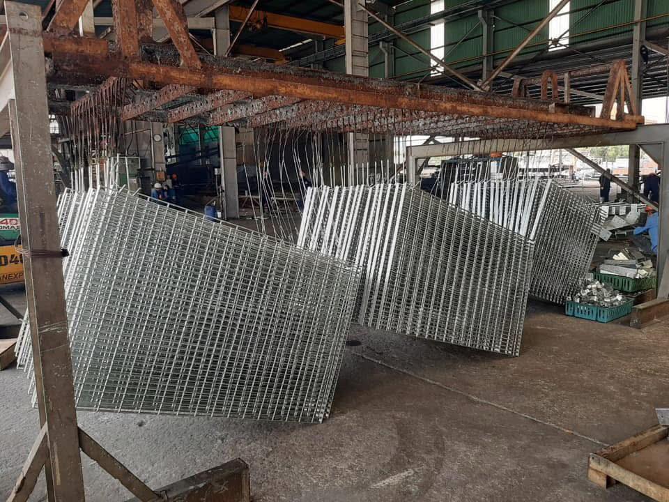 Grating mạ kẽm nhúng nóng Grating mạ kẽm nhúng nóng