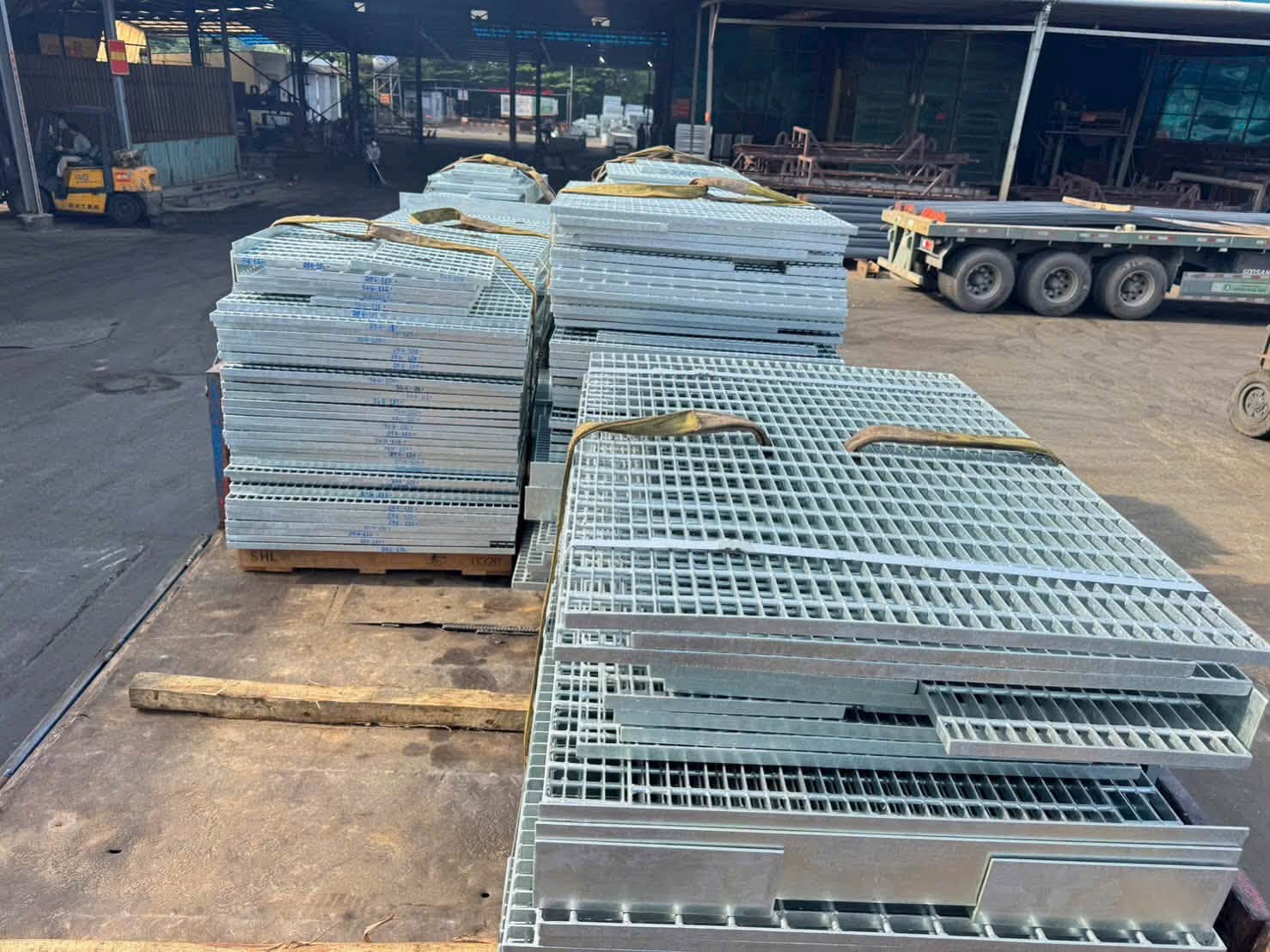 Grating mạ kẽm Grating mạ kẽm